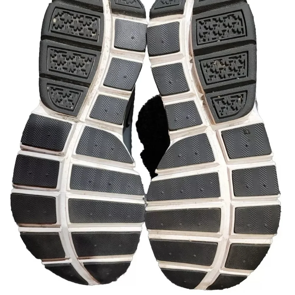 Nike Sock Dart Navy Blue Grey And White‎  Size 4 Youth